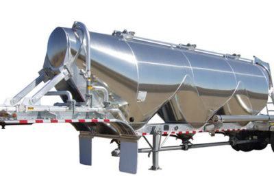 Pneumatic Tanker Trailer